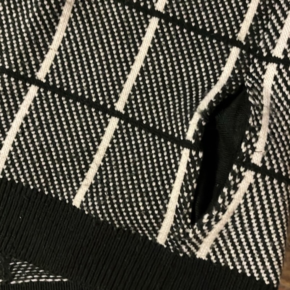 Black and White Shawl Collar Open Front Cardigan with Pockets size small - Picture 5 of 10